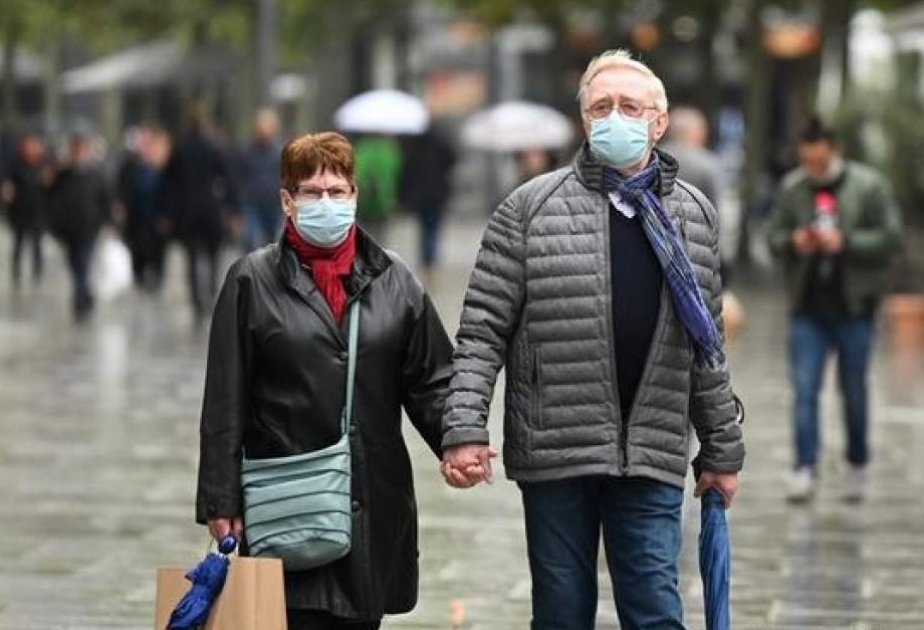 Alemania impondrá confinamiento más estricto por "crecimiento exponencial" de casos de COVID-19