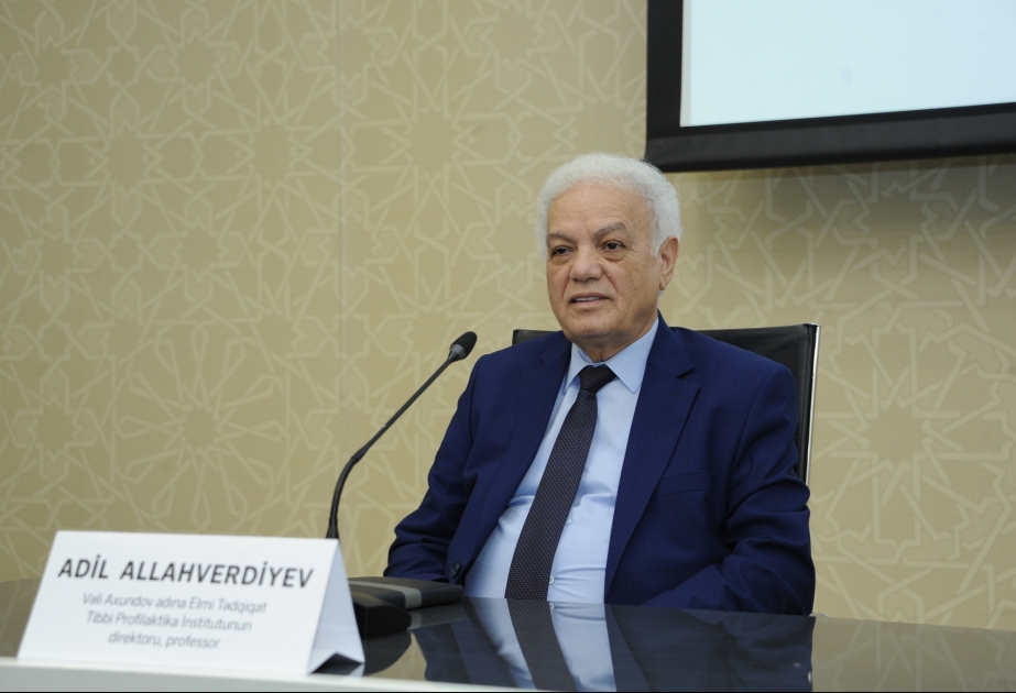 Adil Allahverdiyev: Vaksinin əsas hədəfi immun sistemini aktiv vəziyyətə gətirməkdir VİDEO