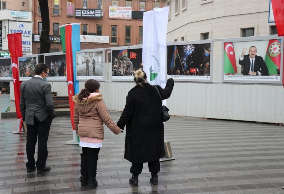 Bursada Azərbaycanın qələbəsinə həsr edilmiş fotosərgi açılıb