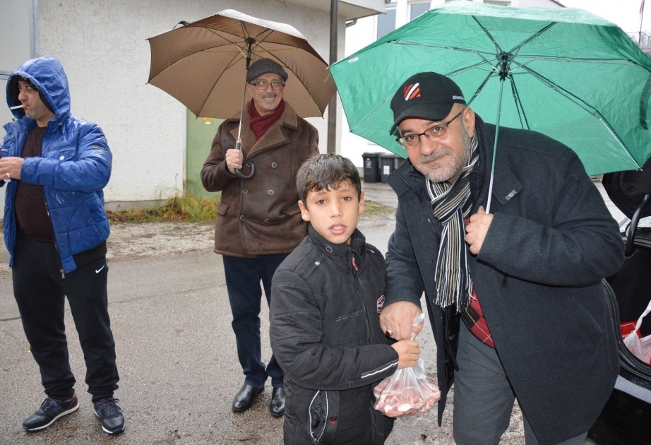 Azərbaycanın Avstriyadakı diaspor təşkilatları imkansız ailələrə yardım ediblər