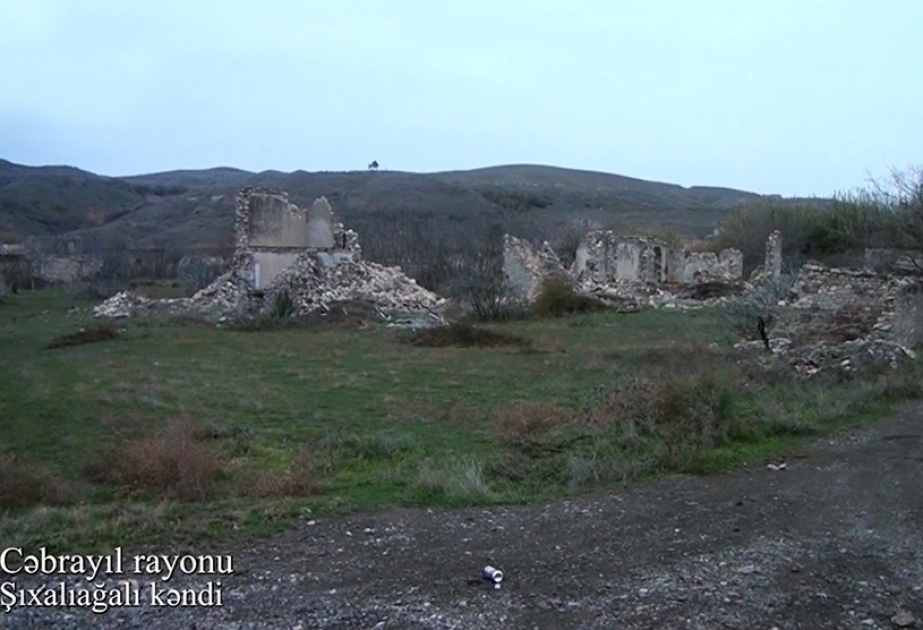 Verteidigungsministerium veröffentlicht Videoaufnahmen aus dem Dorf Shikhaliagali im Bezirk Jabrayil VIDEO