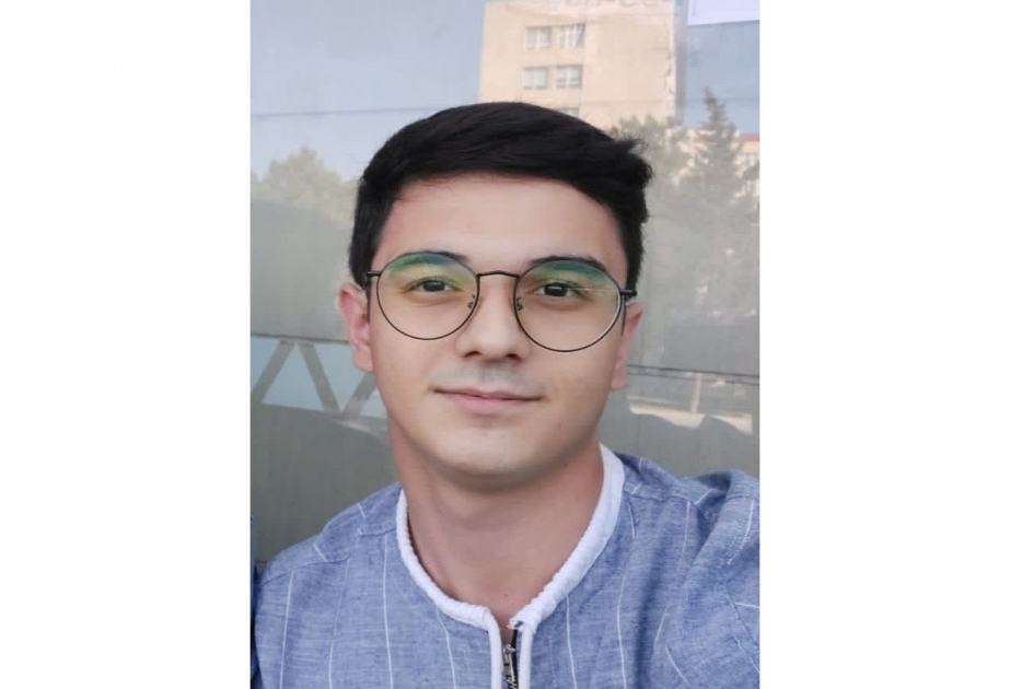 Bakı Dövlət Universitetinin birinci kurs tələbələri tədris ili haqqında ilk təəssüratlarını bölüşürlər