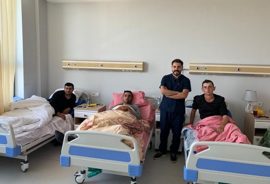 Döyüş bölgəsində yaralı əsgərlərin ümid yerinə çevrilən həkim-cərrah