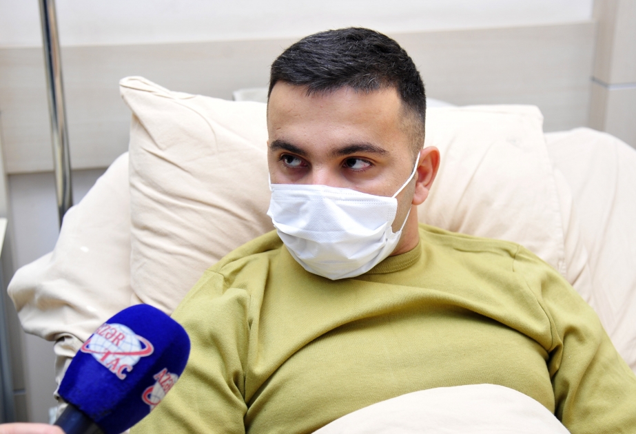 Qarabağ qazisi: Həkimlər altı aydan sonra sağalaraq ayağa qalxacağımı deyirlər