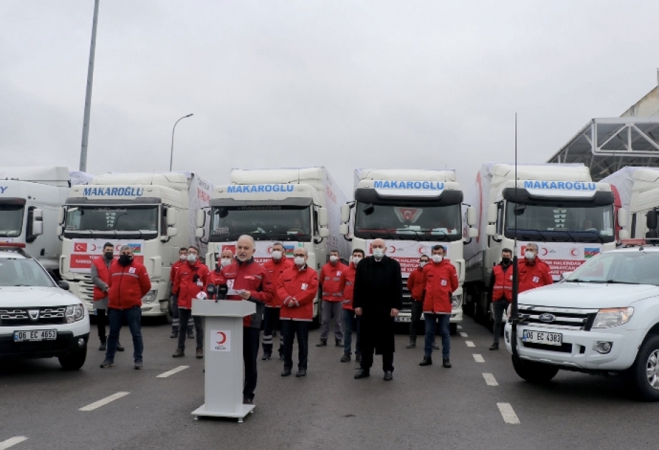 Türkiyənin Qızıl Aypara Cəmiyyətinin humanitar yardımla yüklənmiş maşınları Azərbaycana yola salınıb