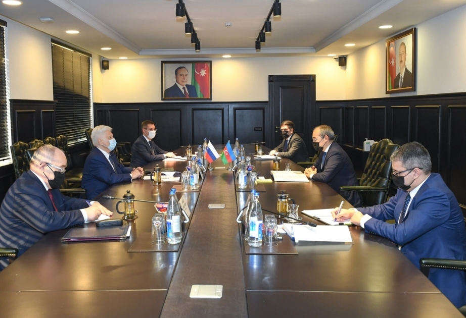 Se discute la participación de empresas rusas en proyectos a realizarse en los territorios liberados de Azerbaiyán