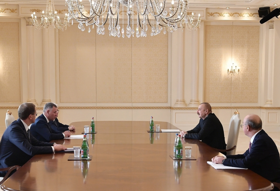El Presidente de Azerbaiyán recibió al Ministro de emergencias de Rusia