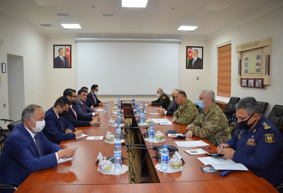 عقد اجتماع مع الوفد الأفغاني في وزارة الدفاع