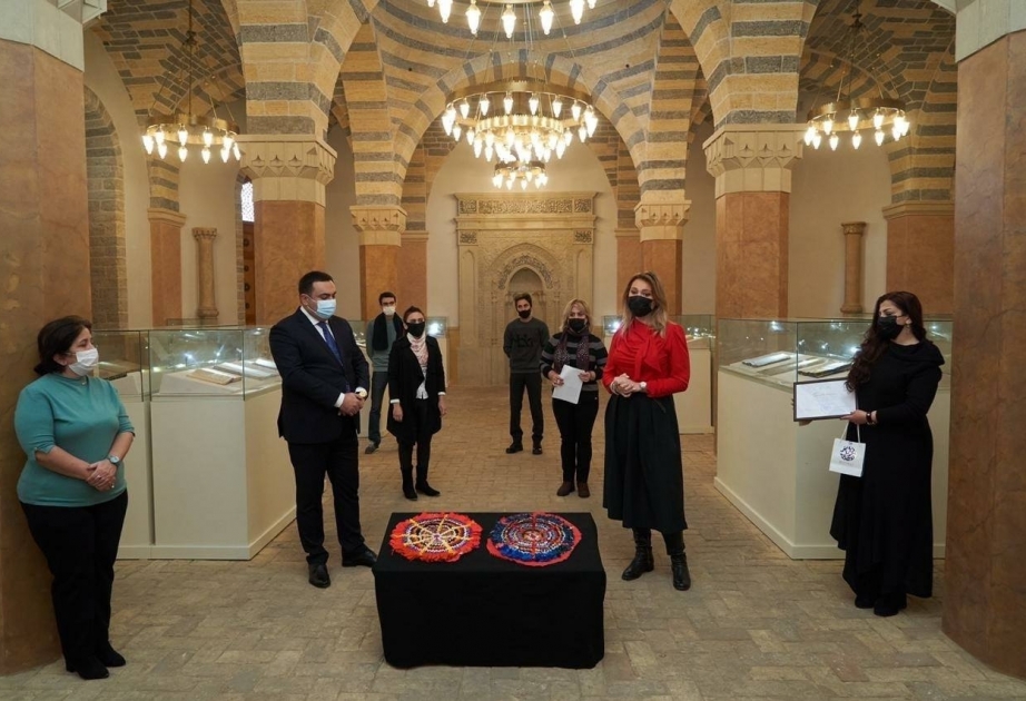 Gurama - arte antiguo y valiosas exhibiciones en el Centro de Museos “Icherisheher”