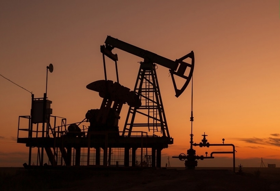 Цена барреля нефти «Азери Лайт» превысила 51 доллар