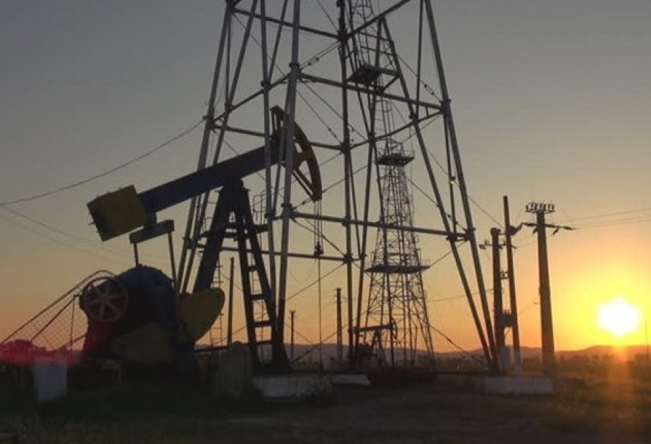 ABŞ-ın neft ehtiyatları 499 milyon barrelə düşüb