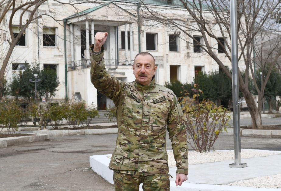 Prezident İlham Əliyev: İstifadə etdiyimiz taktiki üsullar dünya hərb elmi üçün yenilikdir