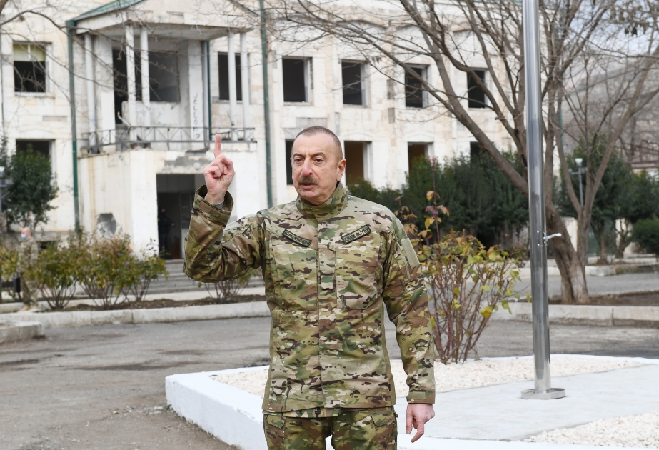 Le président Ilham Aliyev : L'Etat azerbaïdjanais doit toujours avoir une armée forte