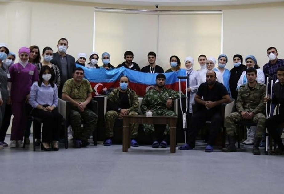 Masallı Bioloji Təbabət Klinikasının əməkdaşları Vətən müharibəsində döyüşçülərə dəstək olublar