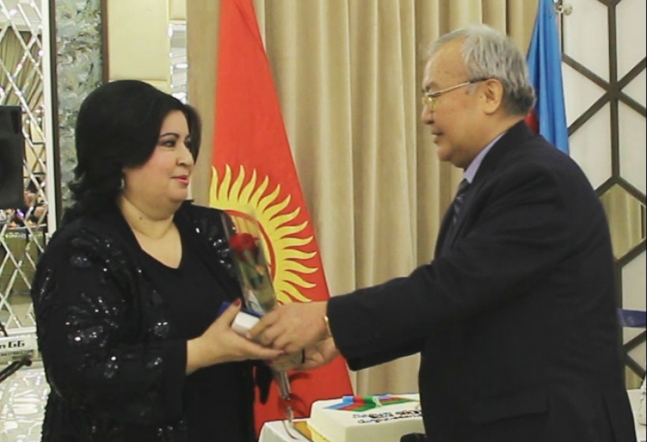 Qırğızıstanda media qrupunun rəhbəri olan soydaşımız bu ölkənin “Dostluq və birlik” medalı ilə təltif edilib