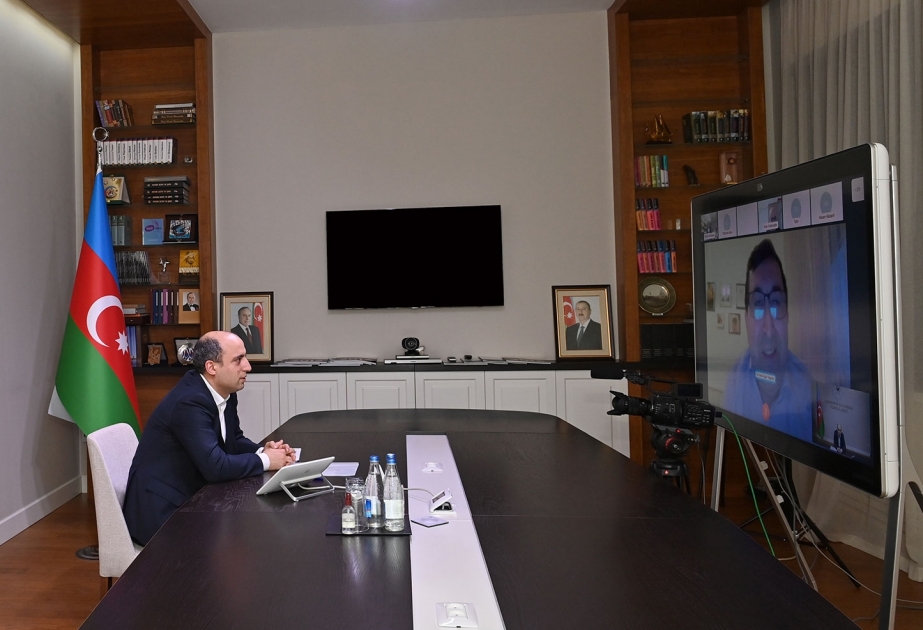 Təhsil naziri xaricdə akademik fəaliyyətlə məşğul olan bir qrup soydaşımızla virtual görüş keçirib