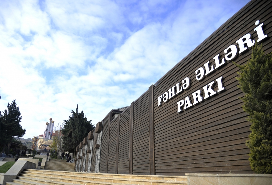“Fəhlə əlləri” parkı yenidənqurma işlərindən sonra sakinlərin istifadəsinə verilib