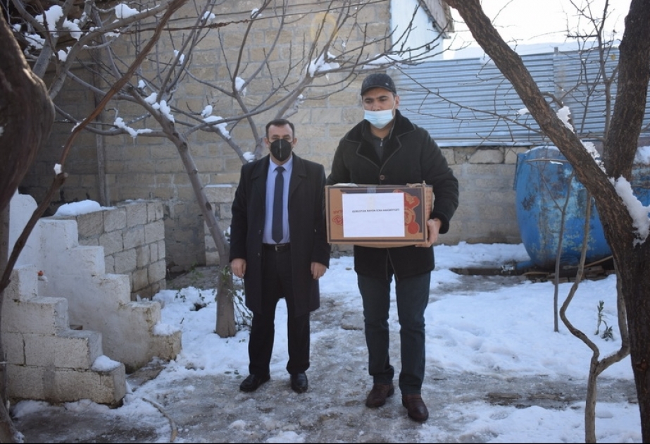 Qobustanda 700-dən çox ailəyə bayram sovqatı verilib
