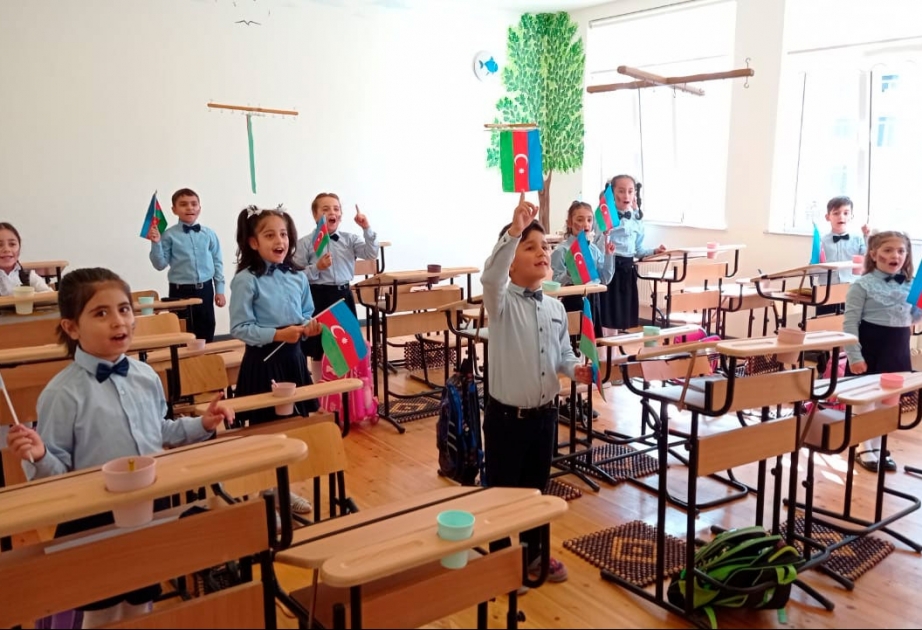 Ümumi təhsil müəssisələrində “Sağlam təhsil-sağlam millət” layihəsinin tətbiqi genişləndirilib
