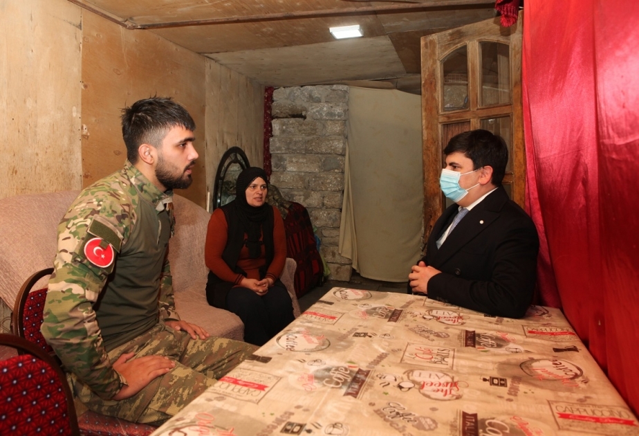 Əmək və Əhalinin Sosial Müdafiəsi Nazirliyi daha bir qazinin ailəsini sosial tərəfdaşın dəstəyi ilə mənzillə təmin edib