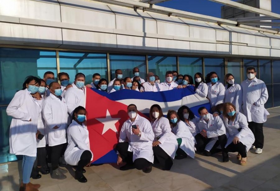 Contingente médico "Henry Reeve" en Azerbaiyán celebra aniversario 62 del Triunfo de la Revolución cubana