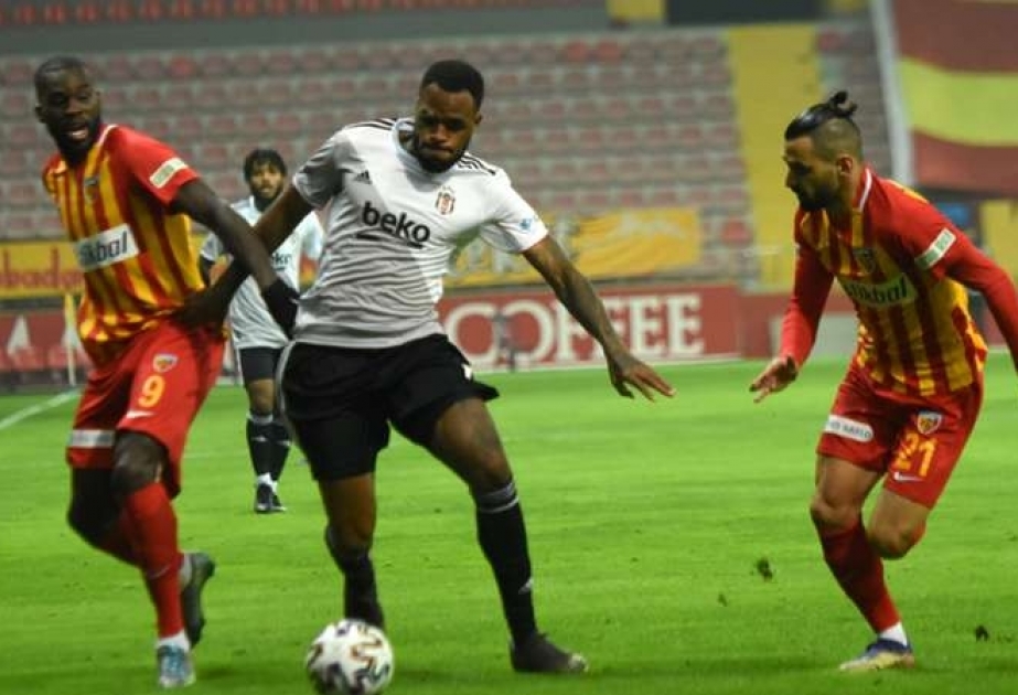 “Beşiktaş” səfərdə qazandığı qələbə sayəsində liderliyə yüksəlib