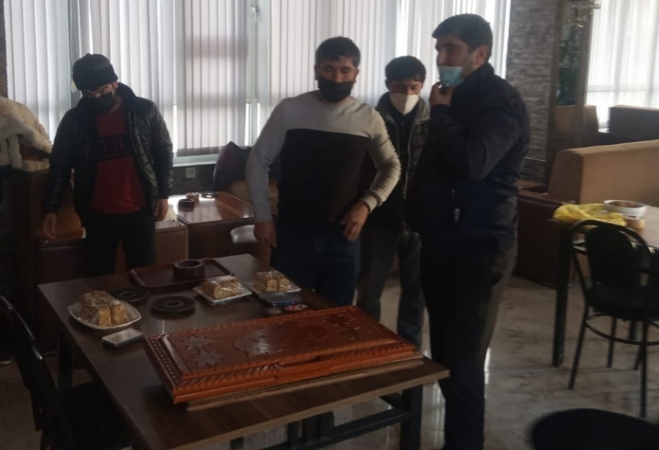 Şabranda çayxana sahibi və müştərilər cərimələnib