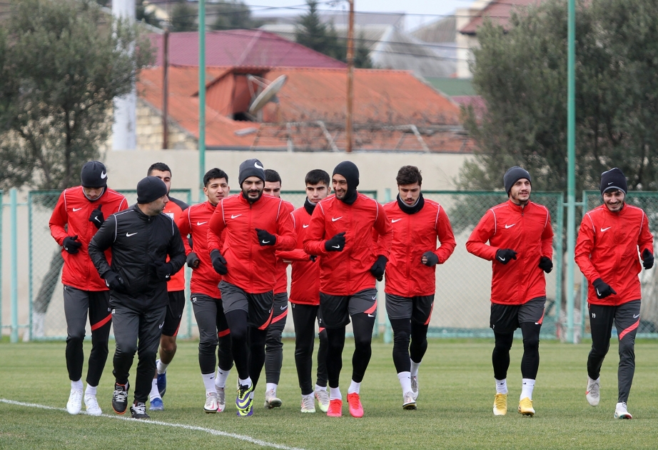 “Neftçi” klubu təlim-məşq toplanışına start verib