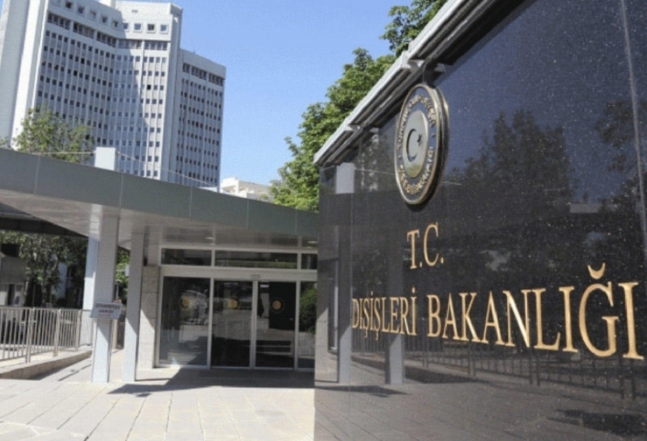 Türkiyə XİN: Qətərlə diplomatik əlaqələrin yenidən təsis edilməsi müsbət haldır