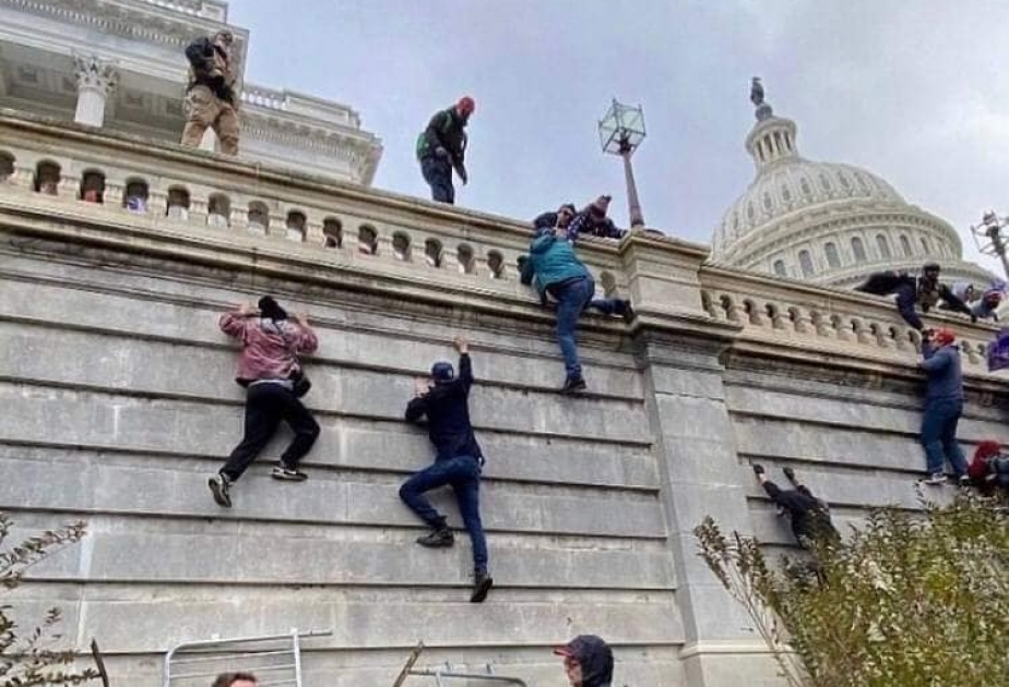Konqresdə atışma zamanı bir nəfər yaralanıb