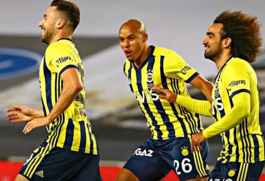 Türkiyə Superliqası: “Fənərbağça” doğma meydanda “Alanyaspor”u məğlub edib