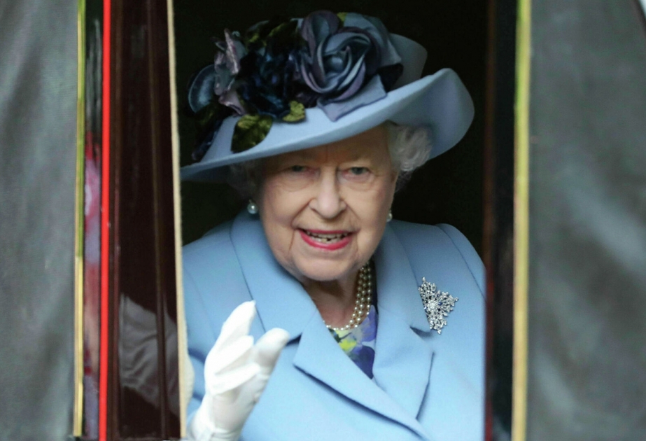 Britaniya kraliçası II Elizabet koronavirusa qarşı peyvənd olunub