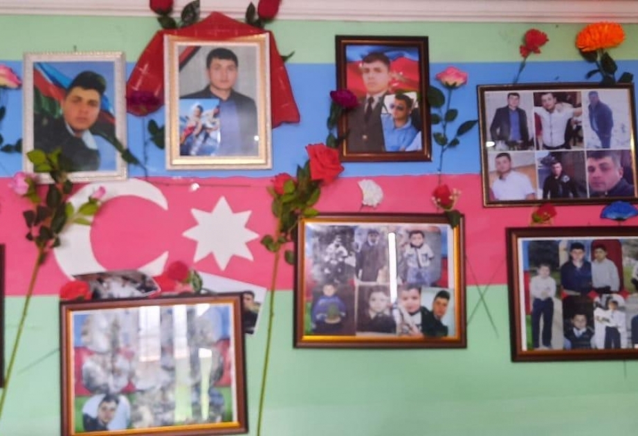 Vətən müharibəsində şəhid və qazi olmuş bir qrup hərbçinin ailələri ziyarət edilib