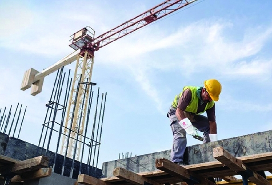 El sector privado realiza el 87,5% de los trabajos de construcción en Bakú