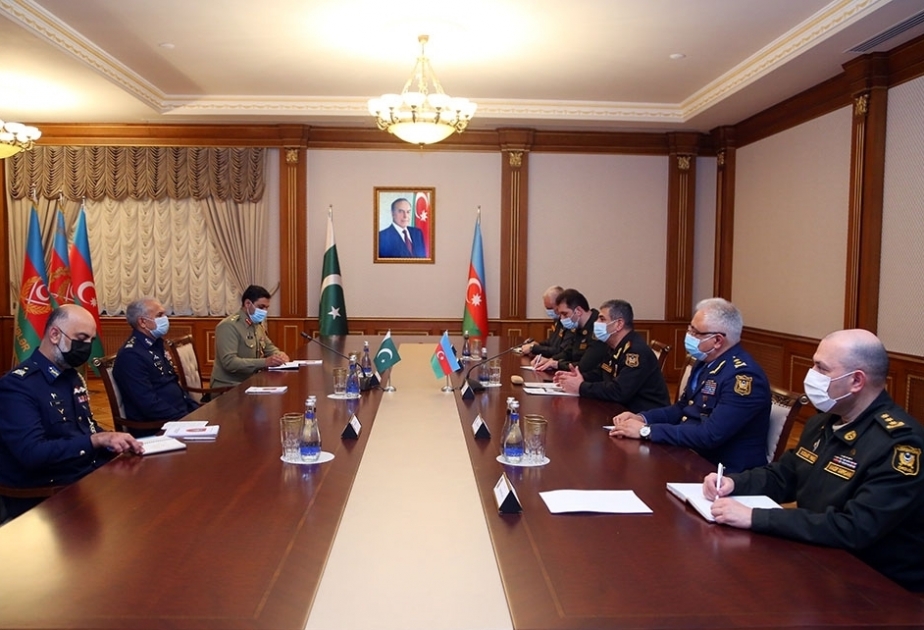 Azerbaijan, Pakistan discuss expansion of military relations