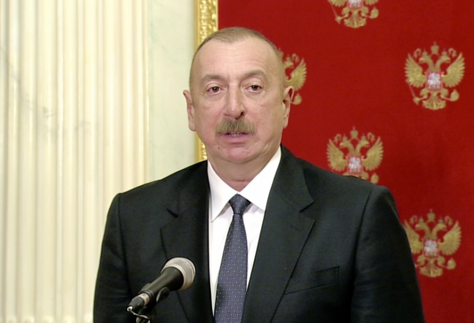 El Presidente de Azerbaiyán: 