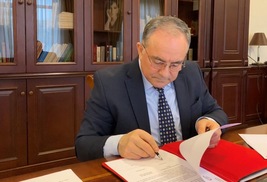 Memorando de cooperación firmado entre AzerGold CJSC y la Universidad Técnica de Azerbaiyán