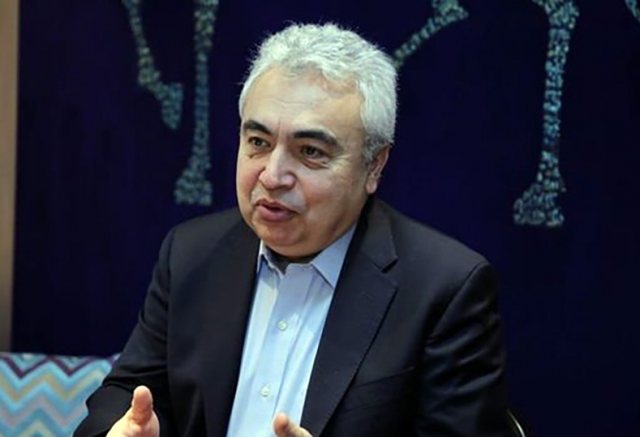 Fatih Birol: Peyvənd təsirli olarsa, neft qiymətləri 60 dollara yüksələ bilər
