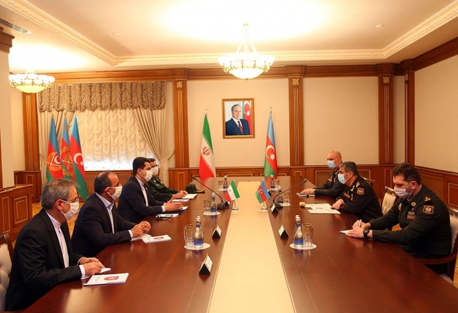 Aserbaidschan und Iran erörtern Aussichten für Zusammenarbeit im militärischen Bereich