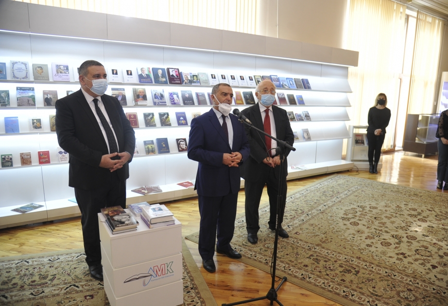 Milli Kitabxanada işğaldan azad olunan bölgələrdəki kitabxanaların fondu üçün kitabtoplama kampaniyasının təqdimatı keçirilib