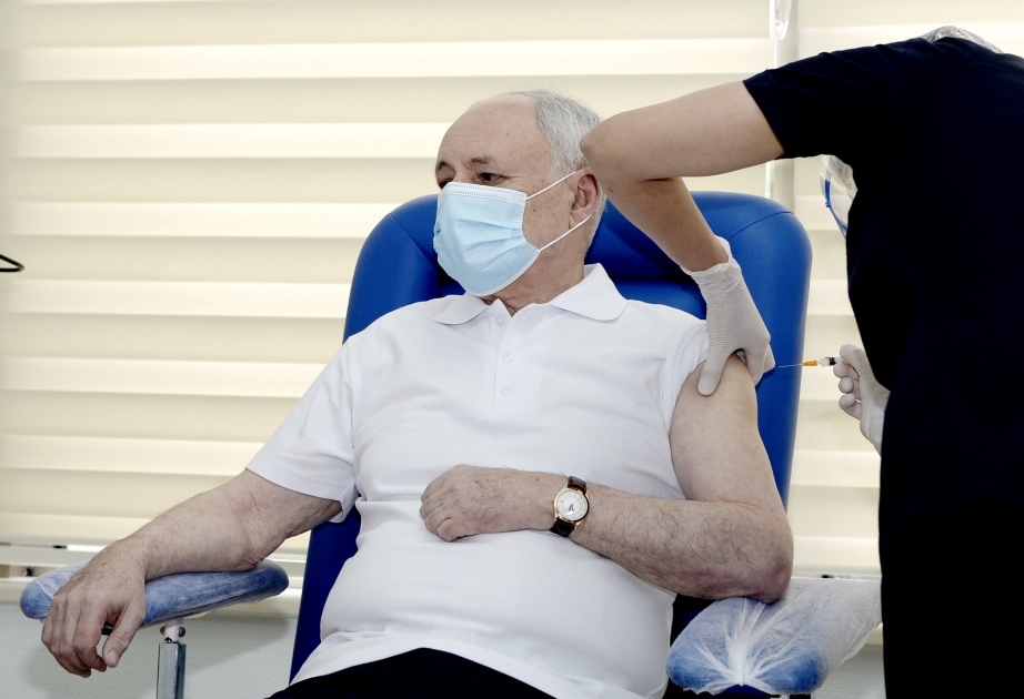 Coronavirus : l’Azerbaïdjan lance la campagne vaccinale VIDEO
