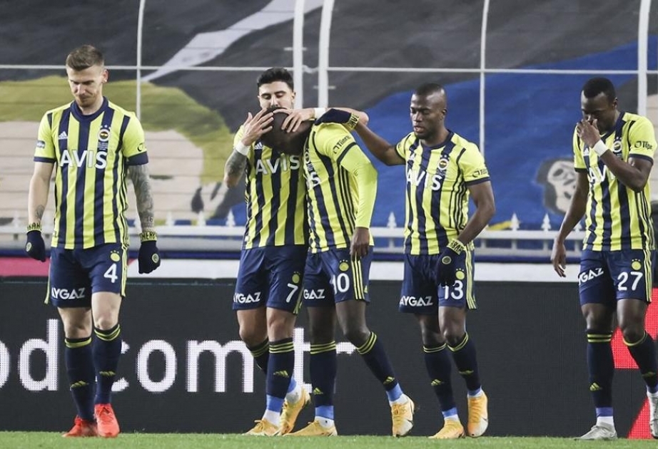 Türkiyə Superliqası: “Fənərbağça” qazandığı qələbə sayəsində mövqeyini qoruyub