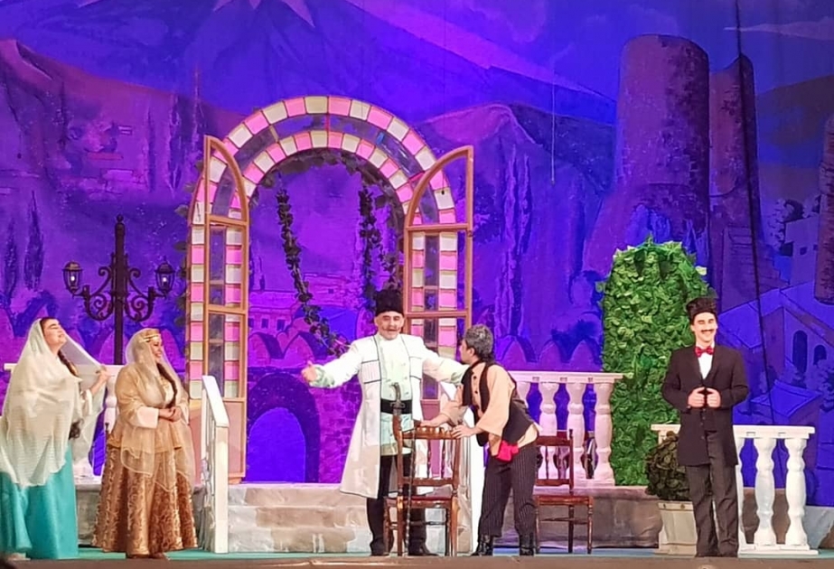Düşənbədə “Arşın mal alan” operettasının təqdimatı olub