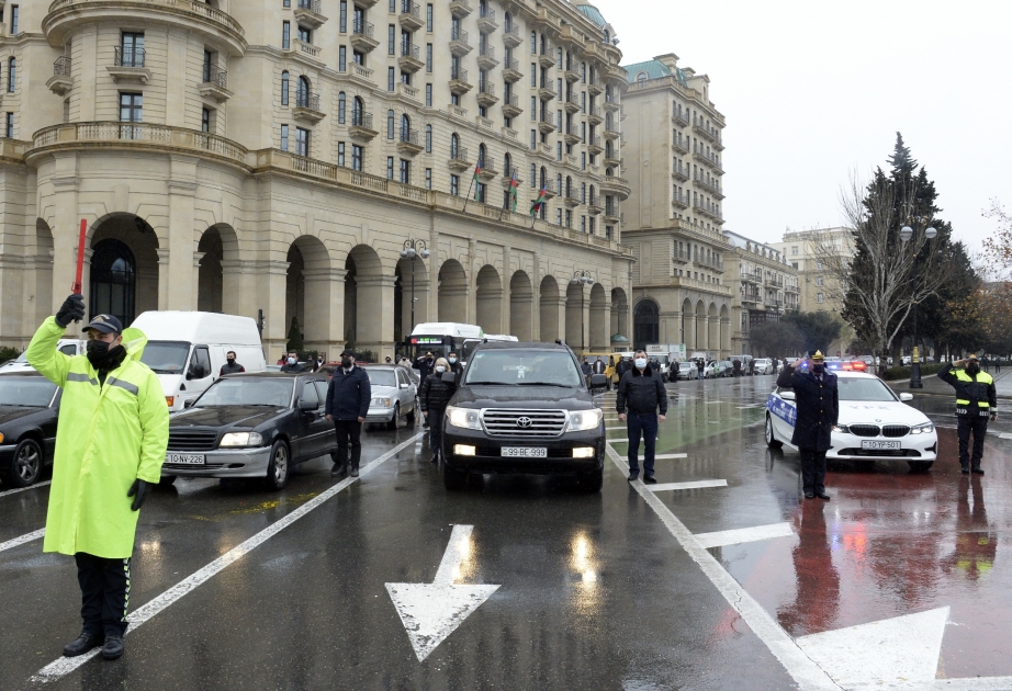 Azerbaijan observes moment of silence for Black January victims VIDEO