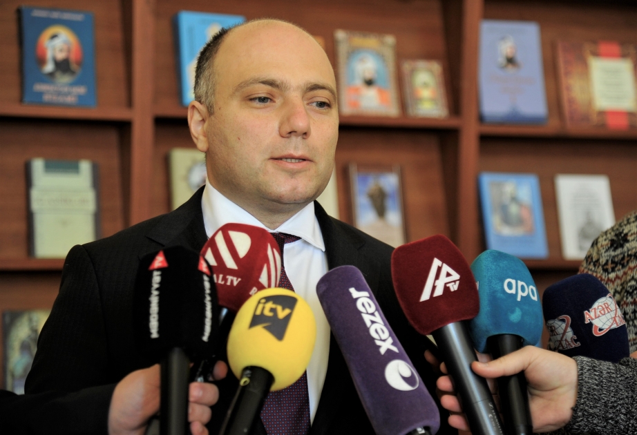 Anar Kərimov: Xudavəng monastırından səkkiz əsrlik freskaların aparılması böyük cinayətdir