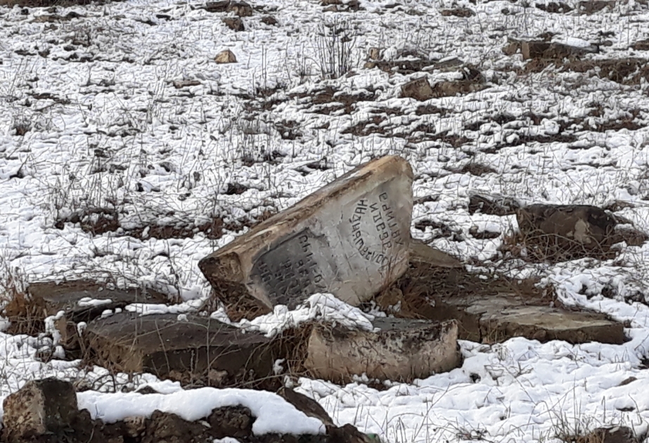 Ağdamın Papravənd kəndində qədim məscid və qəbiristanlıq ermənilər tərəfindən dağıdılıb FOTO