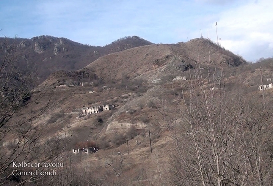 Verteidigungsministerium: Videoaufnahmen aus dem befreiten Dorf Jomerd im Rayon Kelbadschar VIDEO