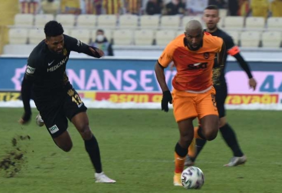 Türkiyə Superliqası: "Qalatasaray" və "Beşiktaş" XXI turda qələbə qazanıb
