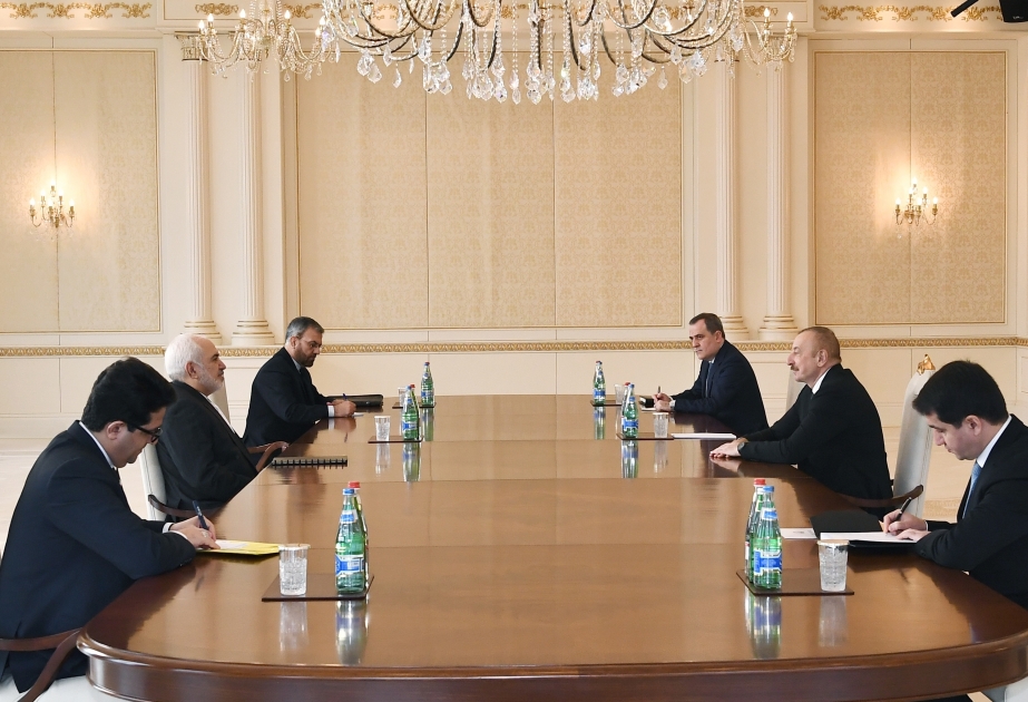 Präsident Ilham Aliyev empfängt Irans Außenminister VIDEO