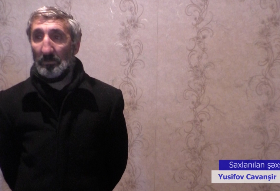 Sabunçu rayonu Nardaran qəsəbəsində silahlı şəxs saxlanılıb VİDEO
